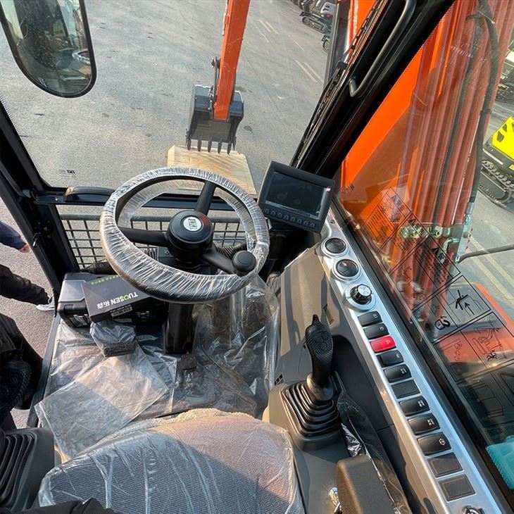 ZT85 - 8 Ton Wheeled Excavator factory